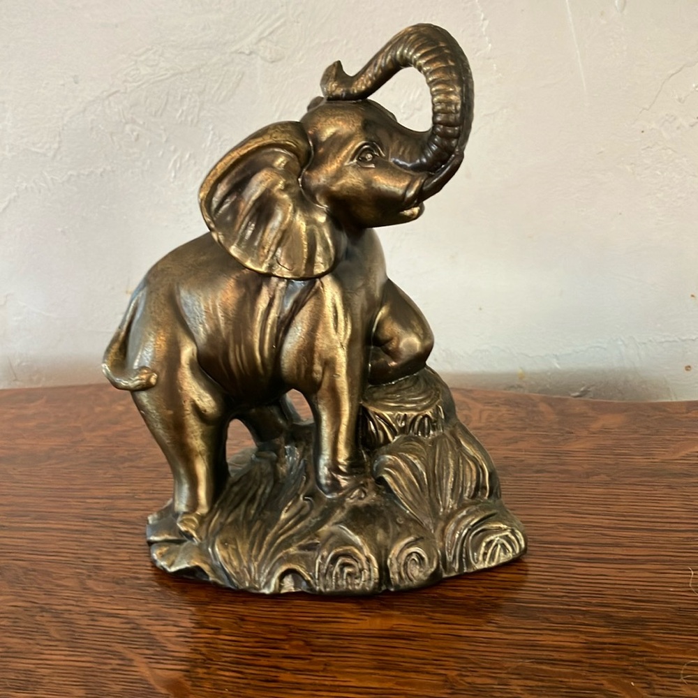 Vintage elephant book end, only one